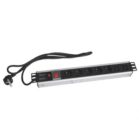 XtendLan 19'' rozvodný panel 5x 230V, 2x IEC, ČSN, vypínač, nadproudová ochrana, 1,8 m